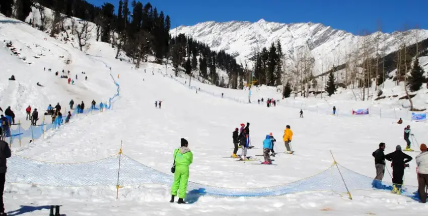 Manali in October vs November